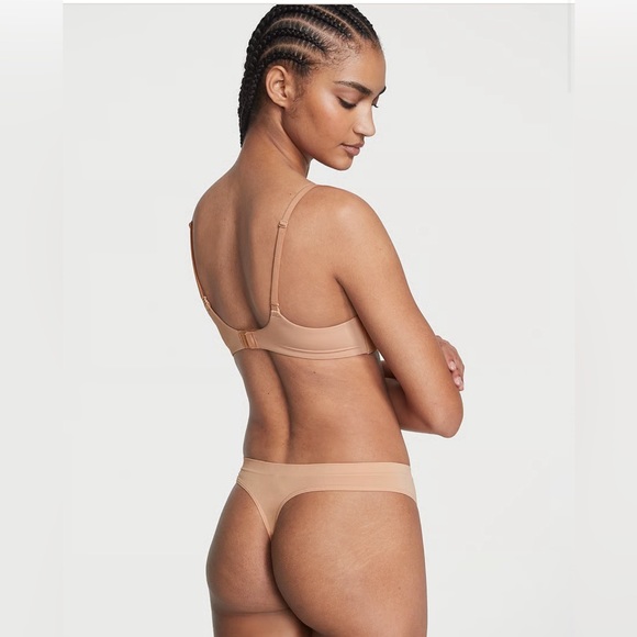 Victoria’s Secret SEAMLESS
Seamless Thong Panty -NEW - Picture 3 of 3